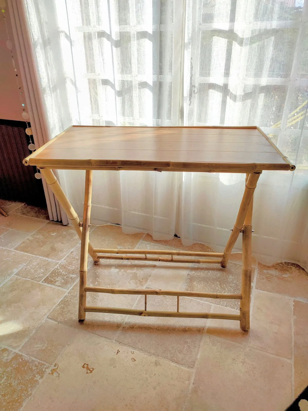 Table pliante en bambou